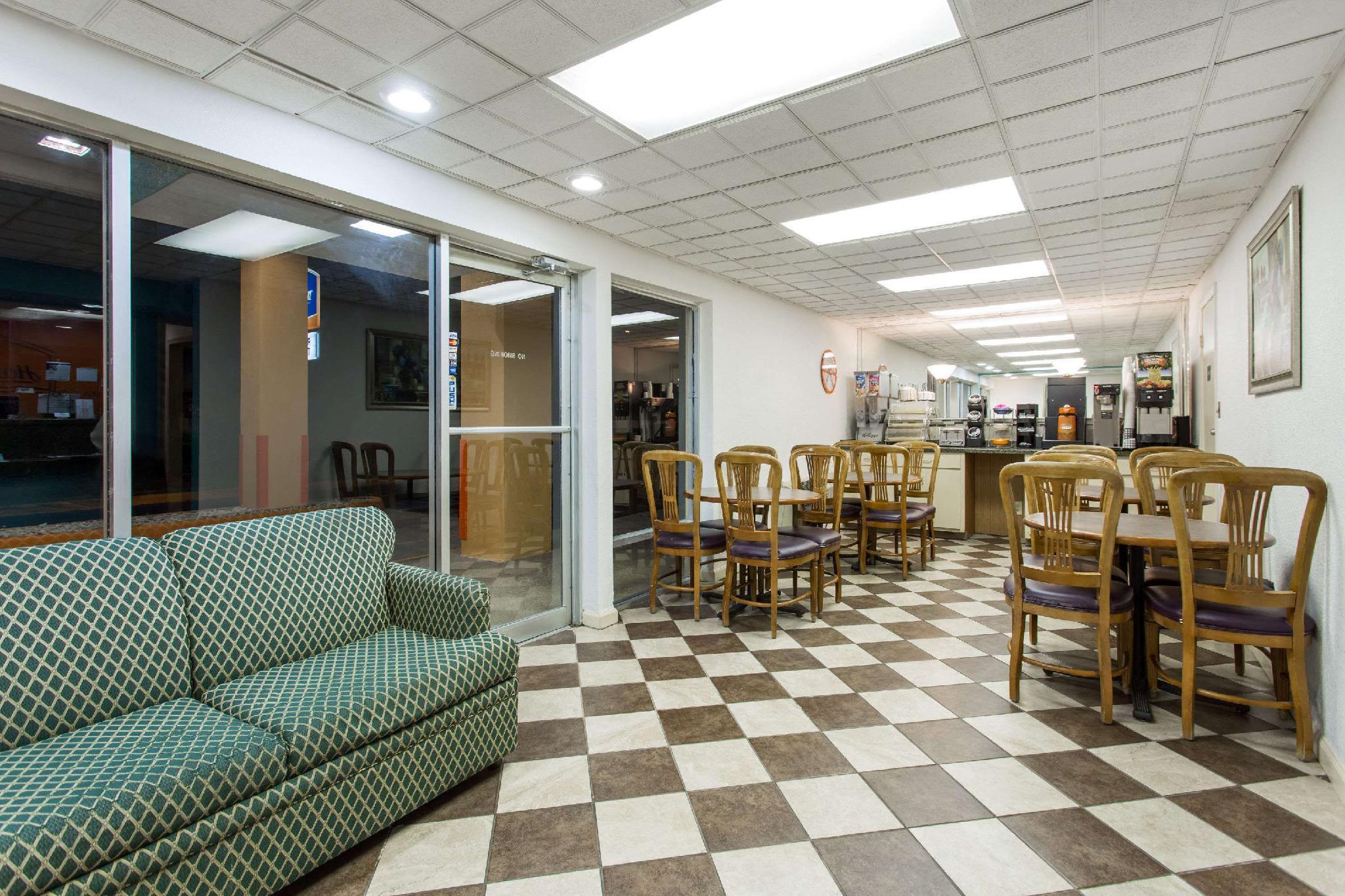 Howard Johnson By Wyndham Virginia Beach Exterior foto
