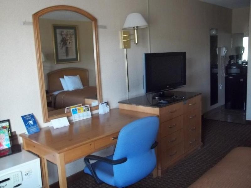 Howard Johnson By Wyndham Virginia Beach Exterior foto